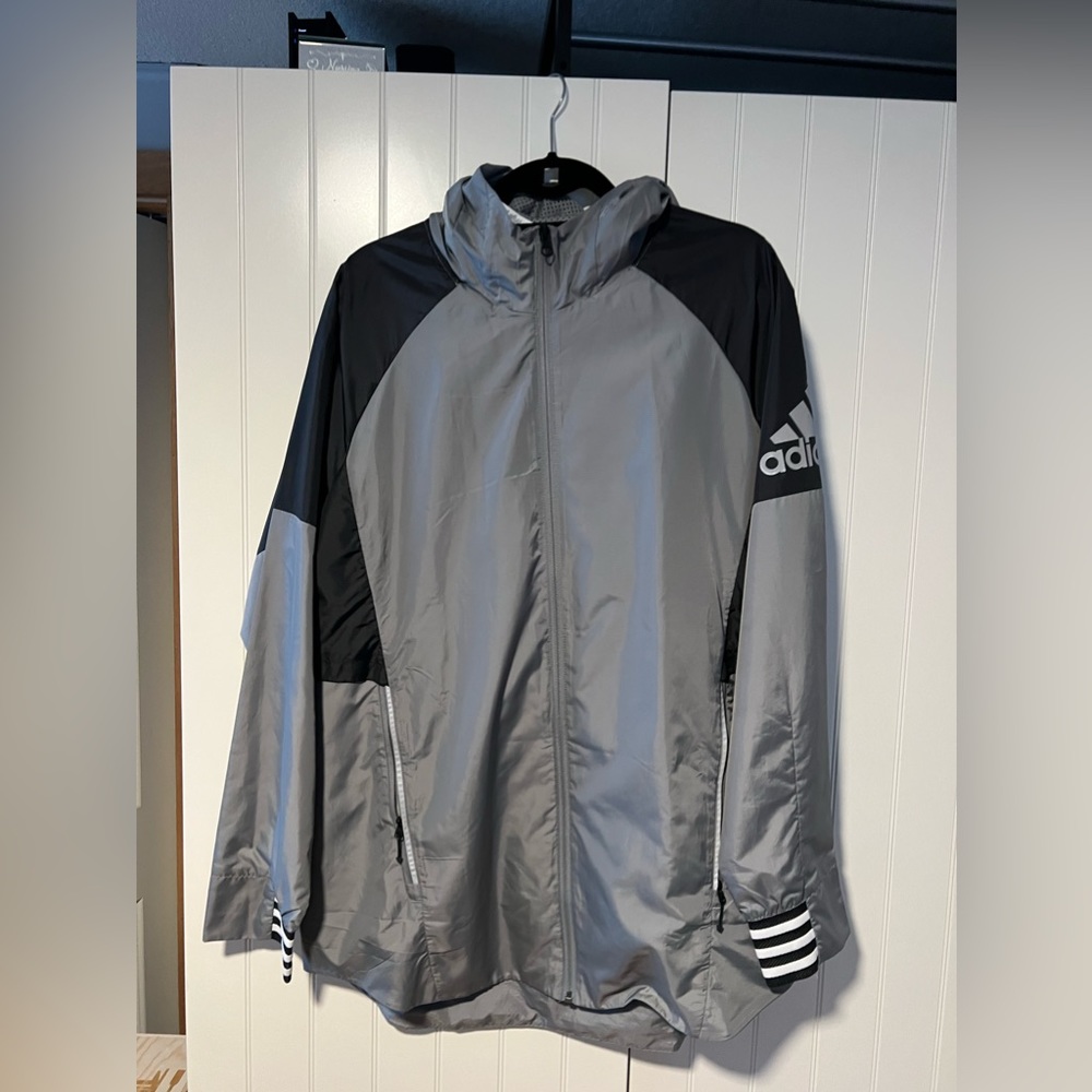 Adidas Windbreaker men’s Large